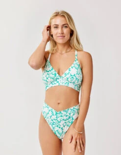 Mae Bottom: Felicity