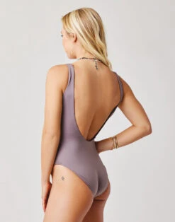 Skye Compression One Piece: Dark Fawn -Carve Active Deals Store f4isuhokngjnhpszhiol