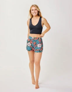 Banff Short: Jardin