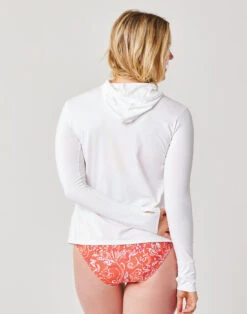 Alani Sunshirt: Cloud -Carve Active Deals Store fqeffbaxtj0qvbusamxs