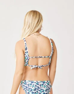 Zuri Top: Bloom Texture -Carve Active Deals Store iicso9knjefrmkwcdjqu