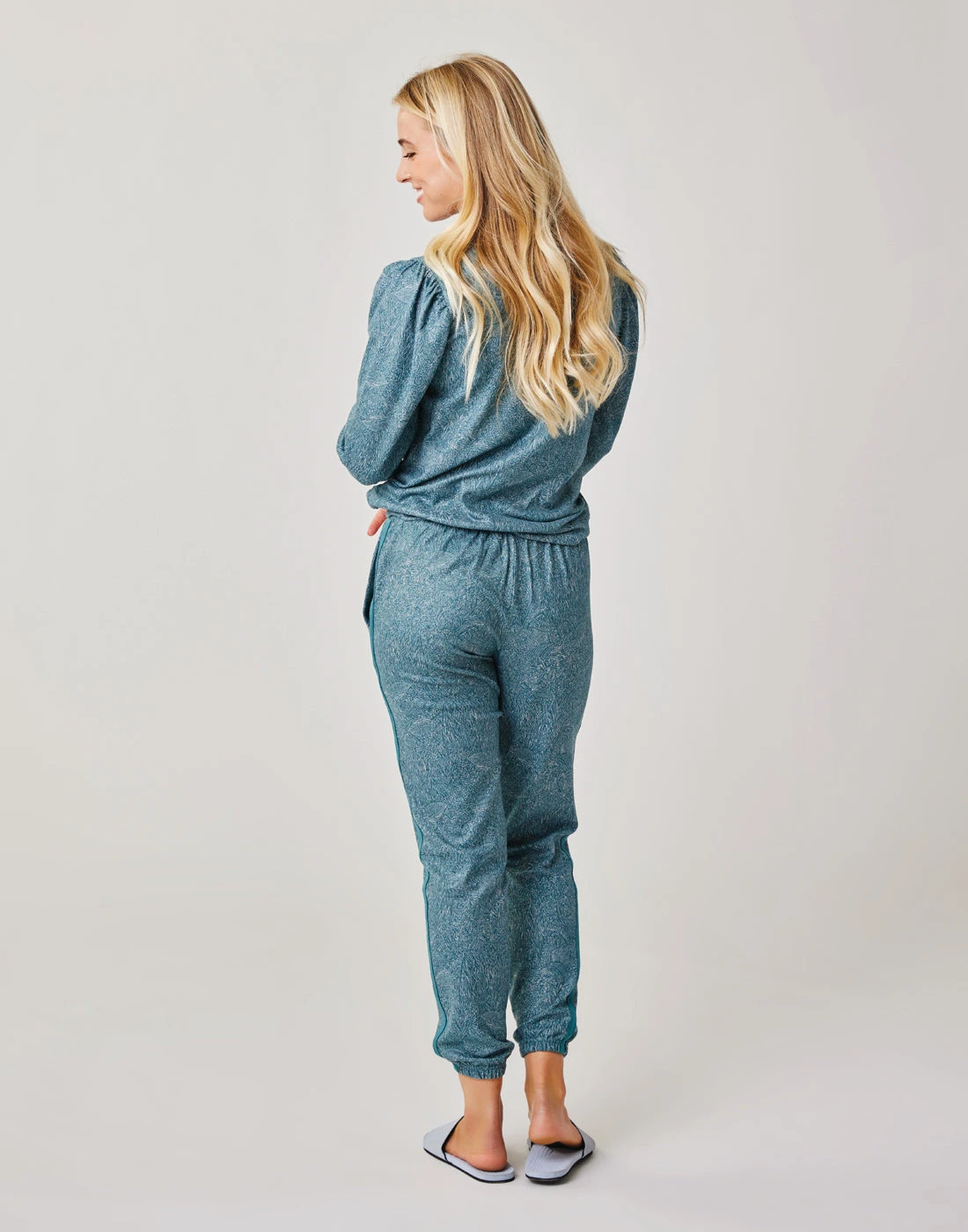 Chelsea Jogger: Hydro Floral 4 Chelsea Jogger: Hydro Floral - Image 4