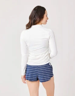 Cruz Rashguard: Cloud 7 Cruz Rashguard: Cloud -Carve Active Deals Store lknzpu5ia4ux9z9lrn86