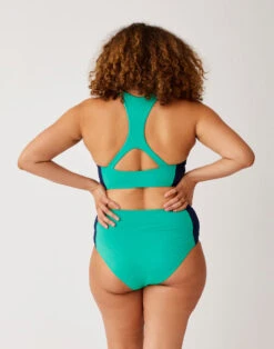 Sanitas Colorblock Top: Fern W. Navy -Carve Active Deals Store tsezkgjzcgj3zlz0vlkd