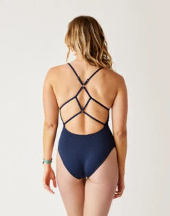 Hayes One Piece: Navy -Carve Active Deals Store u9fmlw7yjxzacpgidhwo